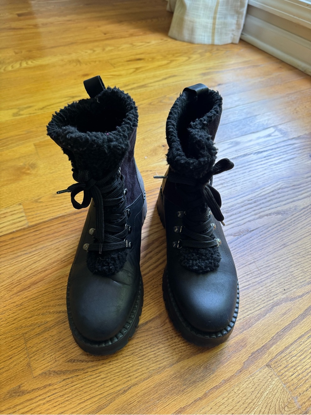 Bootleggers Women's Black Lace-Up Leather and Suede with Faux Fur Ankle Boots